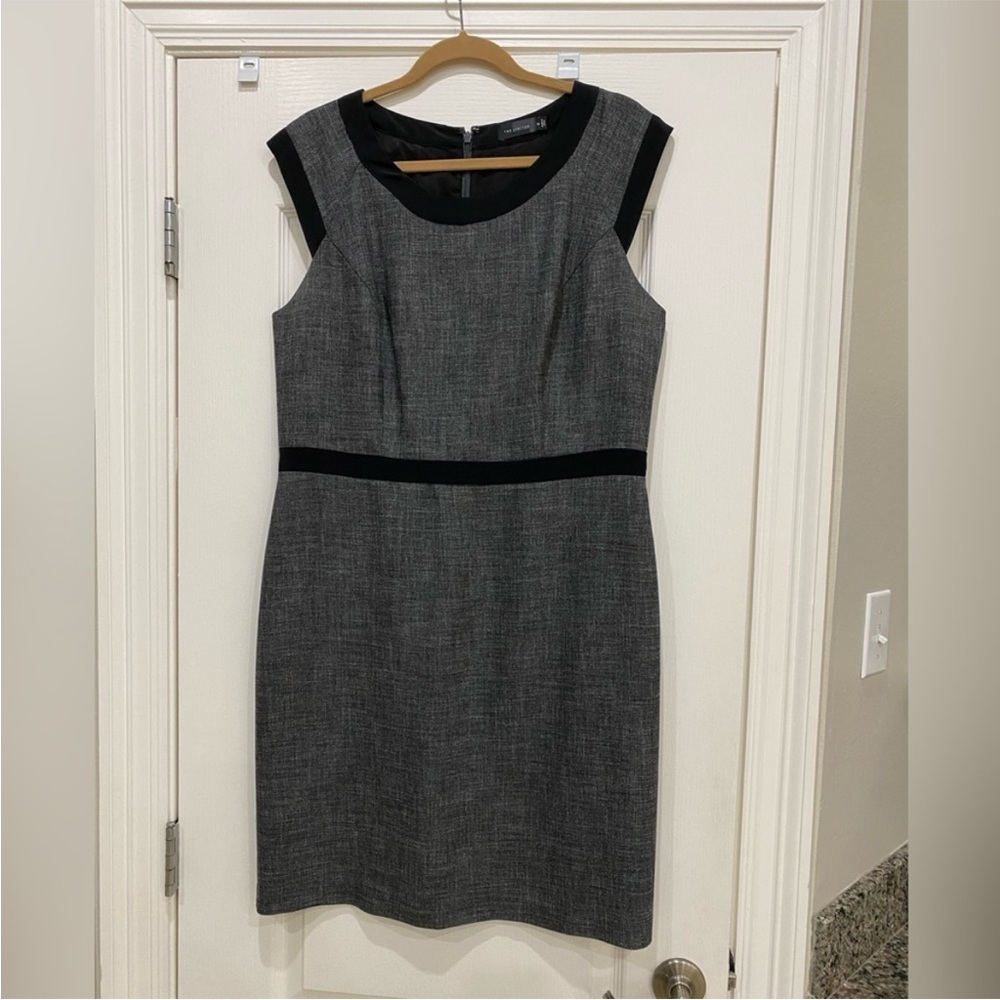The Limited gray & black knee, fully lined, length sheath dress Size 14